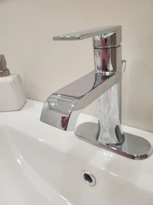 PLUMBER FREE ESTIMATES  SERVING DURHAM REGION 416-389-997364589975179395121