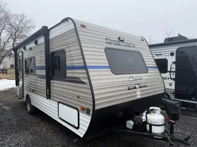 KZ-RV Sportsmen Classic 160QB 2020 Roulotte 2020 160QB — Légère et facile à remorquer! Vous cherchez...