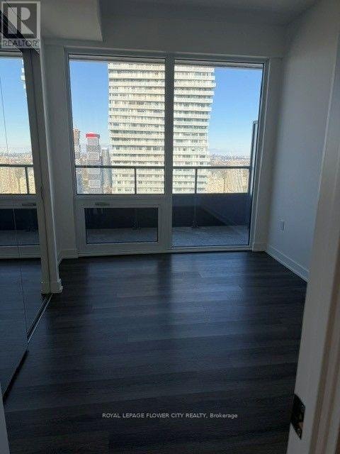 4805 - 448 BURNHAMTHORPE ROAD W Mississauga (City Centre), Ontar 5