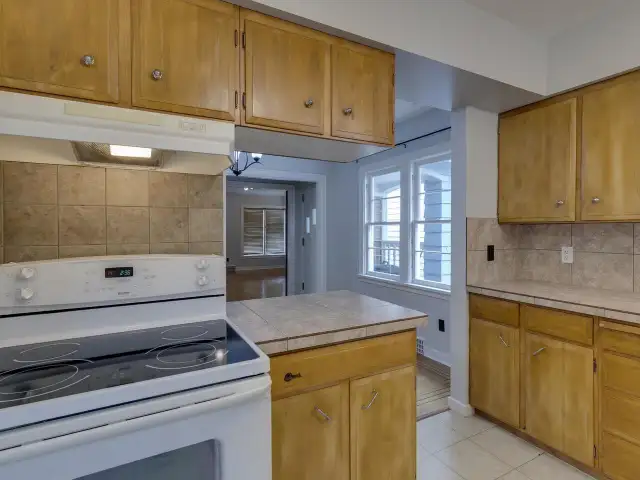 33700 3RD AVENUE Mission, British Columbia in Houses for Sale in Mission - Image 8