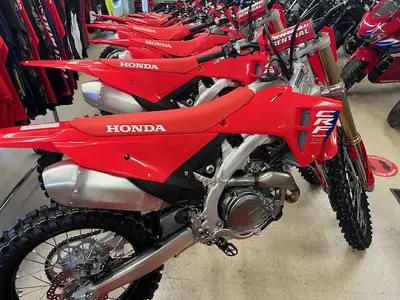 2026 Honda CRF450R Fresh off the truck!! IN STOCK NOW! Get yours asap….$12730 tx ownership Email inf...