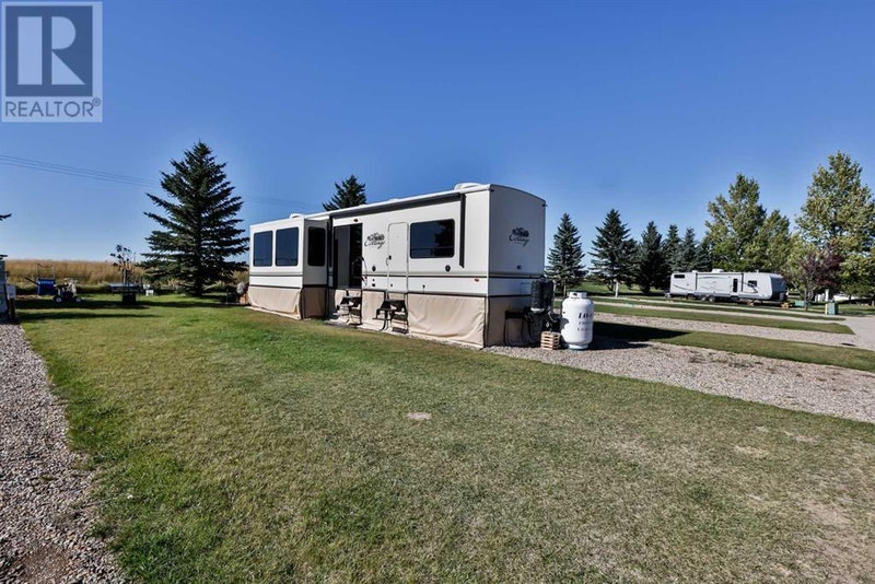 18 King Fisher Lane Rural Vulcan County, Alberta Houses for Sale