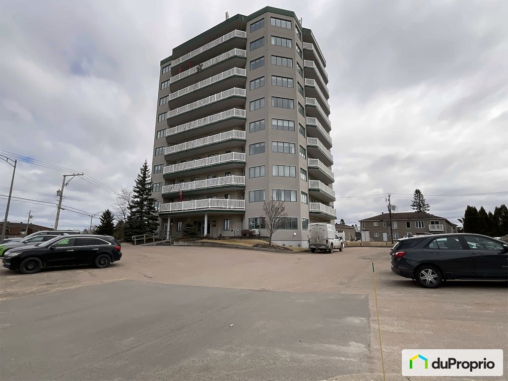 $465,000 - Condominium for sale in Chicoutimi (Chicoutimi) — photo 2