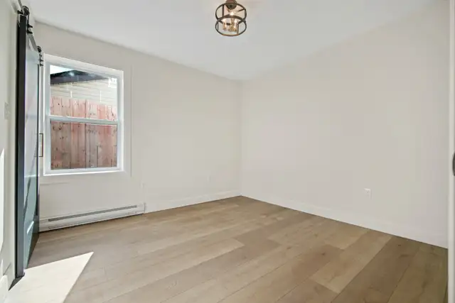 25-063 Lovely semi detached home in Enfield in Long Term Rentals in City of Halifax - Image 20