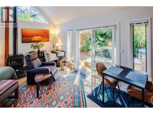 1901 EAST ROAD Other Islands, British Columbia in Houses for Sale in Comox / Courtenay / Cumberland - Image 16