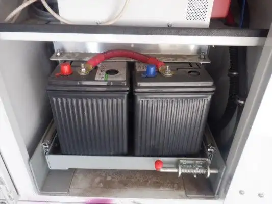 2012 Ford F-550 4x4 Crew Cab Service Truck with Shelving in Heavy Trucks in Edmonton - Image 77