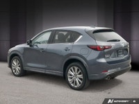 2022 Mazda CX-5 La Mazda CX-5 Signature 2022 représente le sommet de la gamme CX-5, combinant élégan... (image 2)