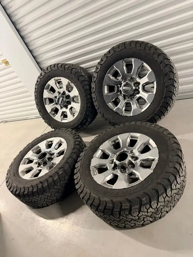 275/65/20 Bfgoodrich ko3 8x170 oem Ford f250 f350 in Tires & Rims in Mississauga / Peel Region - Image 3