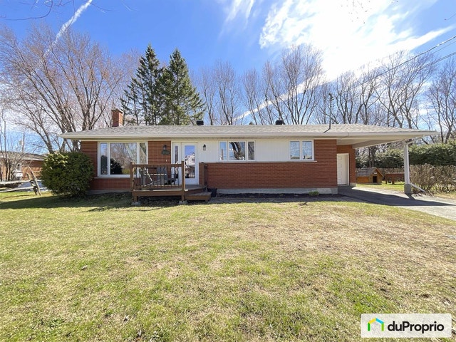 $389,000 - Bungalow for sale in Valcourt — photo 3
