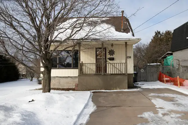 2.5 Bed / 1 Bath Home in Sault Ste. Marie, ON – $2,199/month + U in Long Term Rentals in Sault Ste. Marie - Image 3