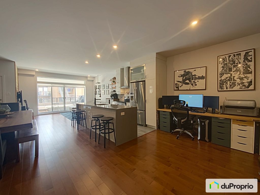 $449,000 - Condominium in Ville-Marie (downtown, old Mtl) — photo 1
