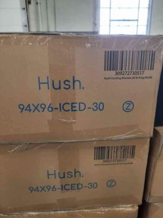 Hush Iced 2.0 Cooling Weighted Blankets - LARGE QTY FOR SALE in Bedding in St. Catharines - Image 4