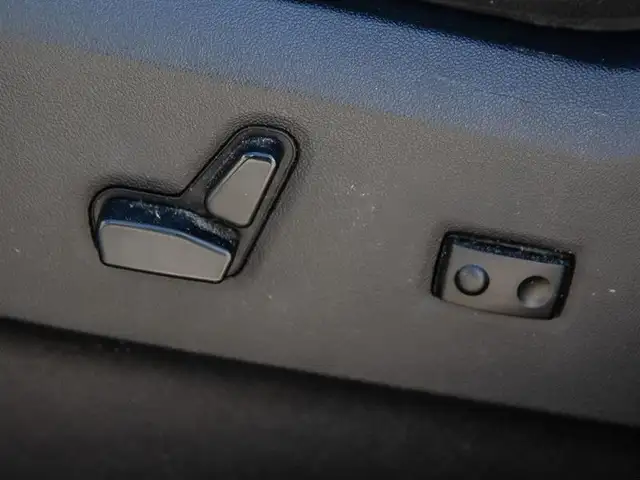 2016 Dodge Grand Caravan SXT - Power Windows - $65.41 /Wk in Cars & Trucks in Vernon - Image 28