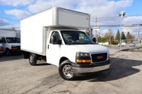2019 GMC Savana CAMION IMPECCABLE / 2019 GMC SAVANA 3500 CUBE 12 PIEDS + DECK AVANT ROUE SIMPLE / AU... (image 1)