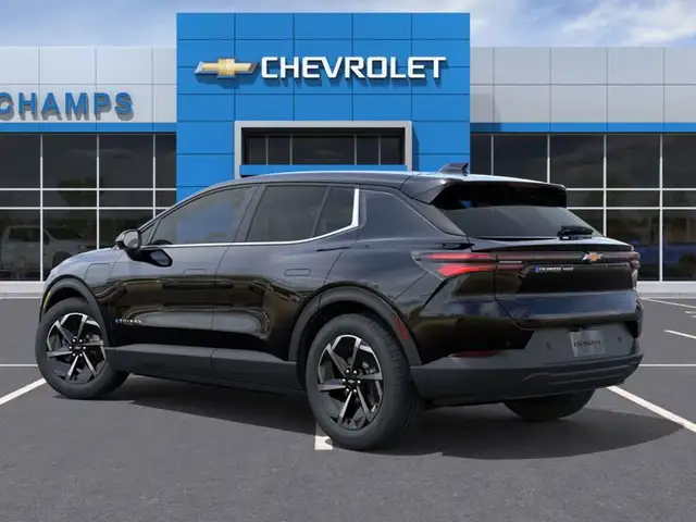 Chevrolet Equinox EV 2026 in Cars & Trucks in Longueuil / South Shore - Image 4