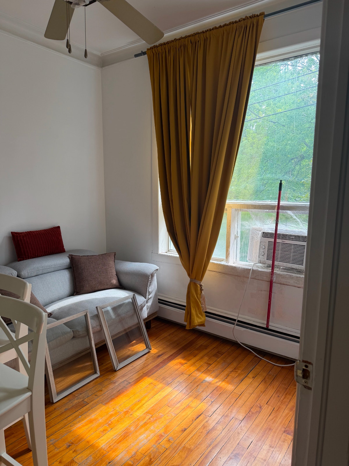 LOGEMENT RUE BRÉBEUF FACE PARC LAURIER — photo 2