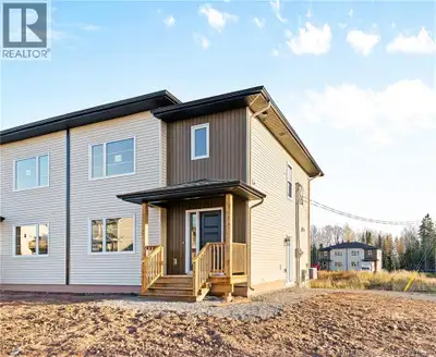 When Viewing This Property On Realtor.ca Please Click On The Multimedia or Virtual Tour Link For Mor...