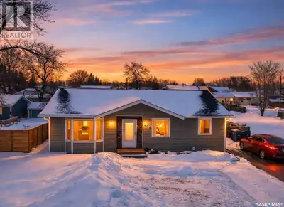 If your after a 4 bed, 2 bath house on a girthy fenced lot in the heart of Rocanville: here she be....