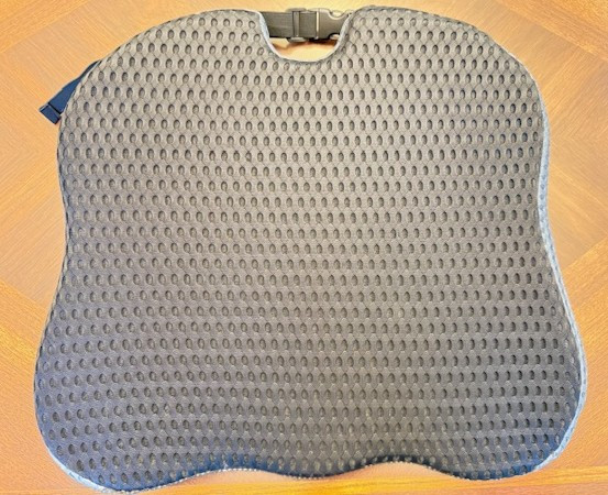 SUV and Car Seat cushion in Other in Oakville / Halton Region - Image 2