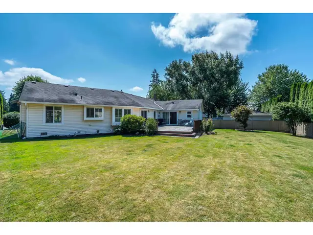 15475 KILMORE COURT Surrey, British Columbia in Houses for Sale in Delta/Surrey/Langley - Image 5