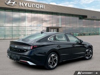 The advertised vehicle price is based on a promotional finance offer. Customers who purchase the veh... (image 4)