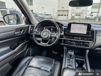 Come see this 2022 Nissan Pathfinder Platinum before it's too late! *This Nissan Pathfinder Is Compe... (image 9)