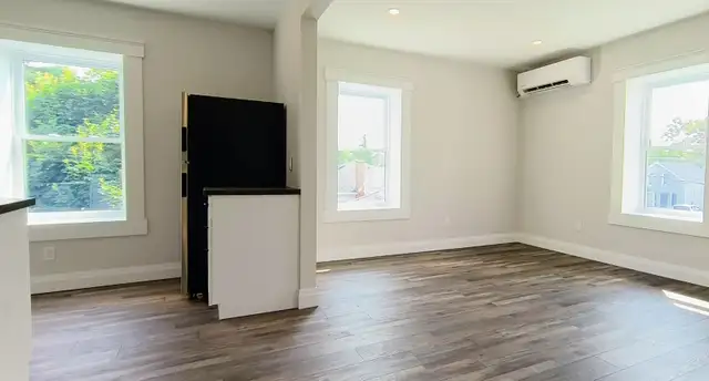 1-bdrm. Two Levels !!! One of a kind. High quality. See video.
