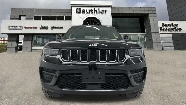 2026 Jeep Grand Cherokee Laredo X in Cars & Trucks in Winnipeg - Image 2