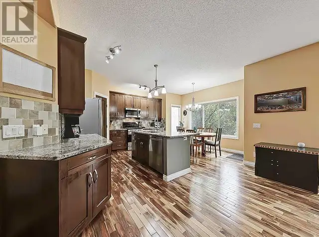 105 Hidden Creek Circle NW Calgary, Alberta62854410324099124