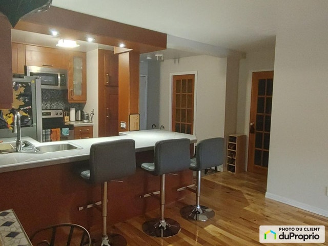 $450,000 - Condominium in Ville-Marie (downtown, old Mtl) — photo 1