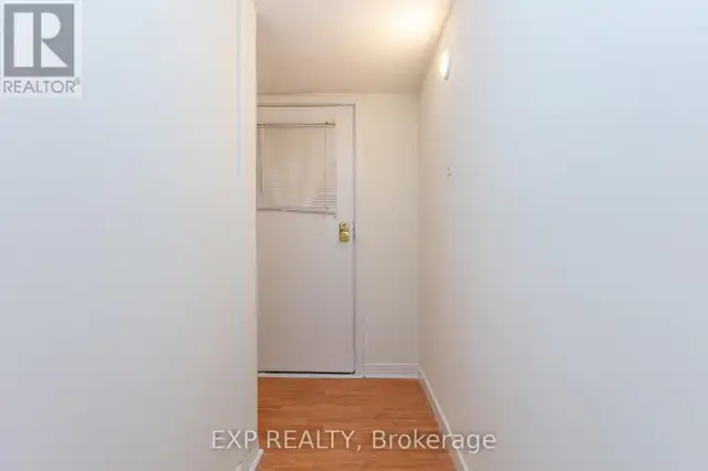303 SHAKESPEARE STREET Ottawa, Ontario63005669434369124