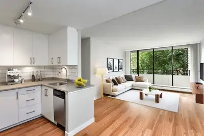 At Forte, you're steps away from just about every kind of amenity and convenience you could desire i...