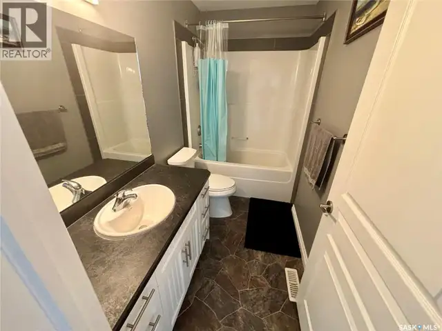 104 Atton CRESCENT Saskatoon, Saskatchewan in Condos for Sale in Saskatoon - Image 26
