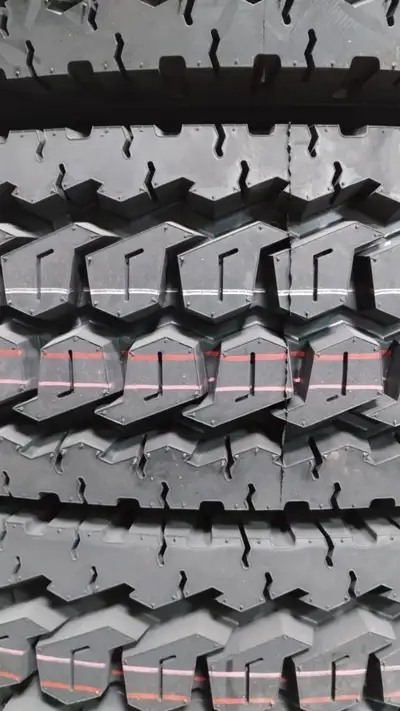LOW PRICE WE HAVE STOCK! New Commercial Truck / Drive / Steer / Trailer Tires available wholesale. A...
