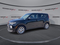 This Kia Soul has a dependable Gas 4cyl 2.0L engine powering this Variable transmission. Lane Depart... (image 3)