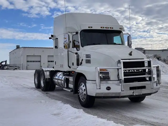 2023 Mack Anthem 64T 70 mDRIVE S40 in Heavy Trucks in Regina - Image 8