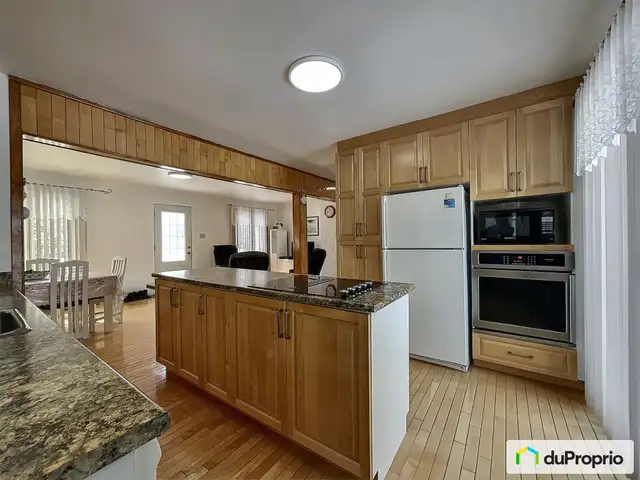 $345,000 - Bungalow for sale in Chicoutimi (Chicoutimi) in Houses for Sale in Saguenay - Image 6