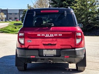 4x4 Drivetrain for versatile terrain handling - Leather Interior for premium comfort - Lane Departur... (image 8)