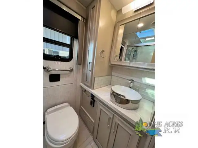 2024 Newmar Ventana 3512 Diesel Pusher in RVs & Motorhomes in Moncton - Image 39