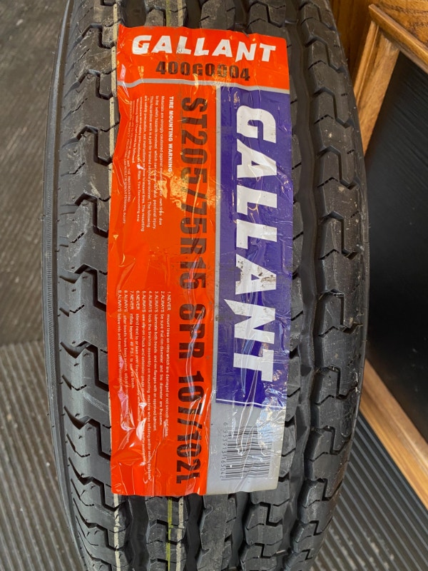 ST205 75 R15 8PLY MOUNTED ON WHITE STEEL RIMS RV & Camper Parts