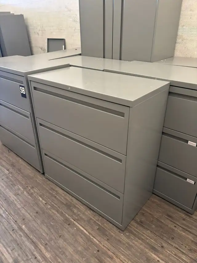 Steelcase 5 Drawer Filing Cabinet / AllSteel 3 Drawer Filings! in Bookcases & Shelving Units in Mississauga / Peel Region - Image 5