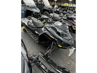 Ski-Doo RENEGADE X 850 2023 SPECIAL PRICING !!!! UNIT SOLD AS-IS. Unit clean and ready to ride!! If...