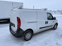 CAN FINANCE or LEASE 2018 RAM Promaster City, UPFITTED $4,000, Super Clean White Exterior, with Grap... (image 4)