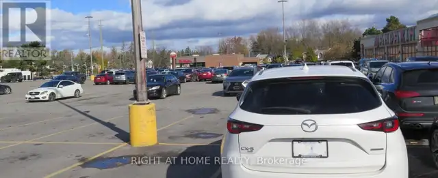 UNIT # 18 - 1725 KINGSTON ROAD Pickering (Village East), Ontario in Commercial & Office Space for Rent in Oshawa / Durham Region - Image 6