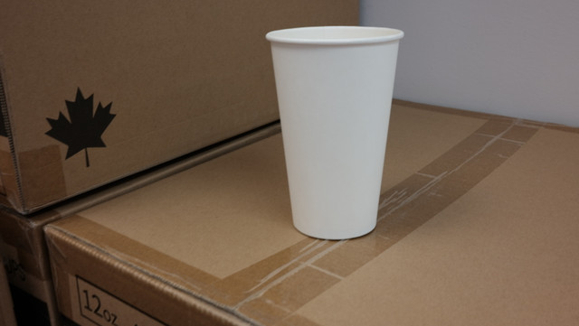 Single wall paper cups 16oz in Other Business & Industrial in Markham / York Region