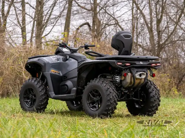 2025 CAN-AM OUTLANDER MAX DPS 850-BLACK! in ATVs in Sudbury - Image 6