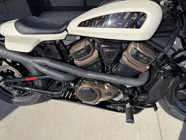 2022 Harley-Davidson RH1250S - Sportster S in Sport Bikes in Saskatoon - Image 10