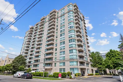 Live in Luxury in The Encore Condo Building! 5th Floor, Spacious 728 SF, Great Den Area For Home Off...