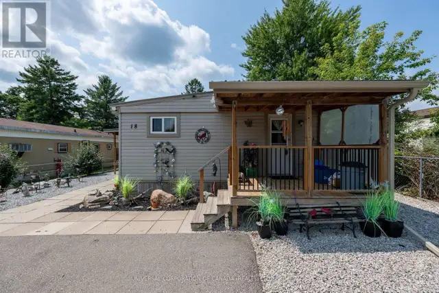 18 PINEVIEW STREET Malahide (Lyons), Ontario in Condos for Sale in Woodstock - Image 3