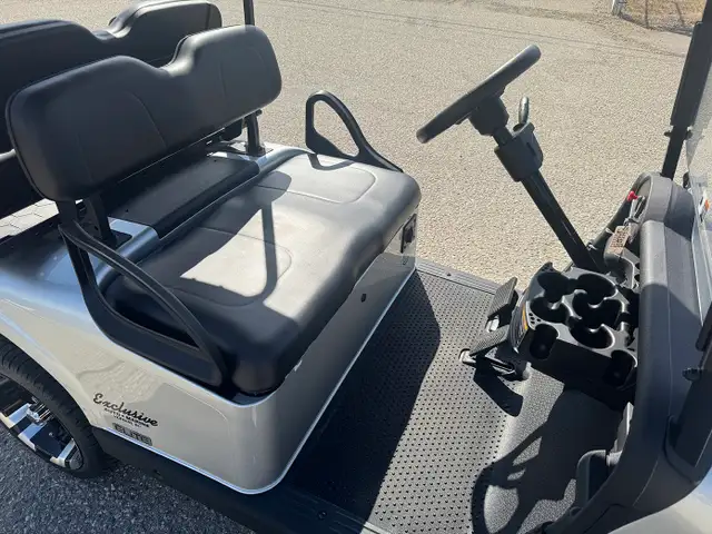 2021 E-Z-GO RXV Elite Lithium-certified factory refurbished used in ATVs in Vernon - Image 14